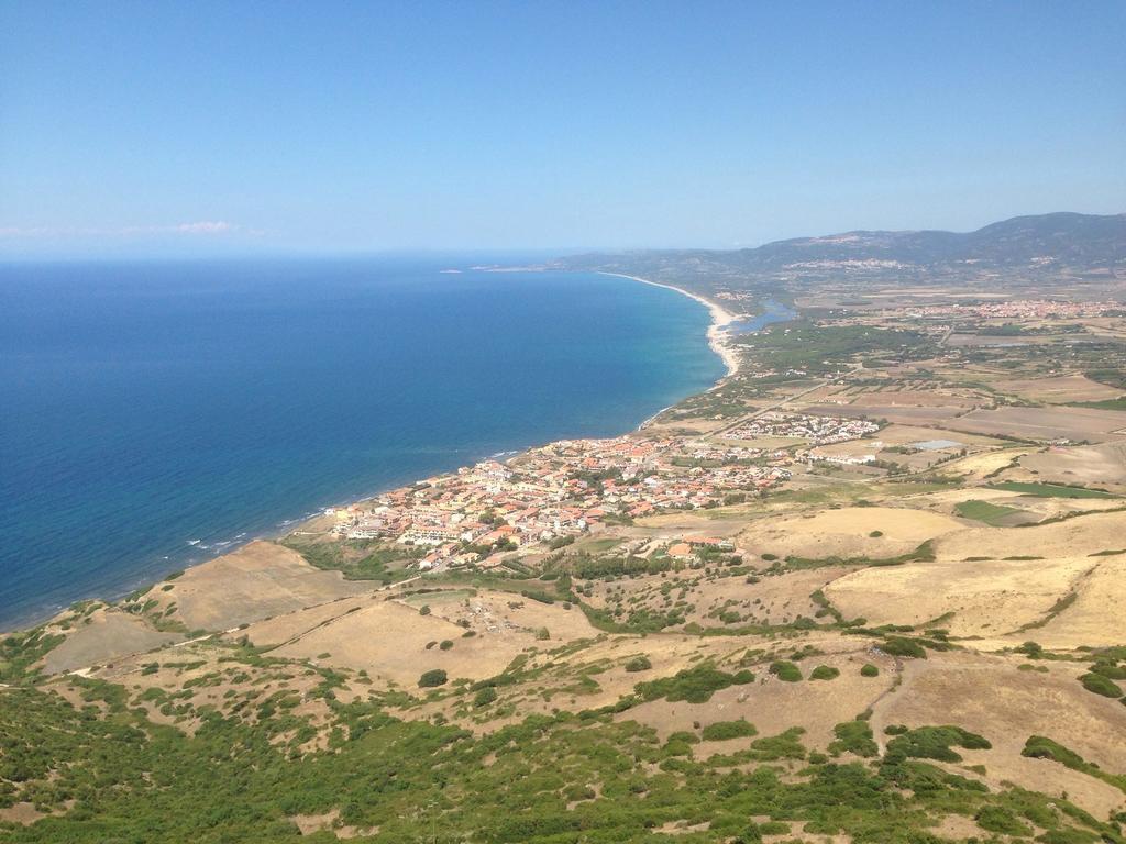 Hotel La Vela Валледорія Екстер'єр фото